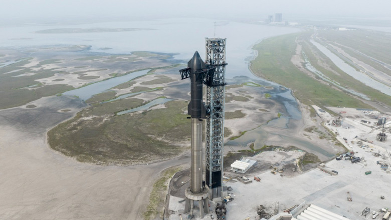 Naveta Starship a SpaceX va decola spre Marte la finele lui 2026, cu robotul Tesla Optimus la bord, anunta Elon Musk Imagine