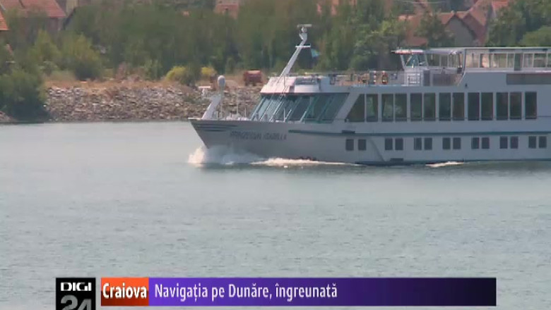 Navigatia pe Dunare, ingreunata. Nivelul fluviului a scazut considerabil Imagine