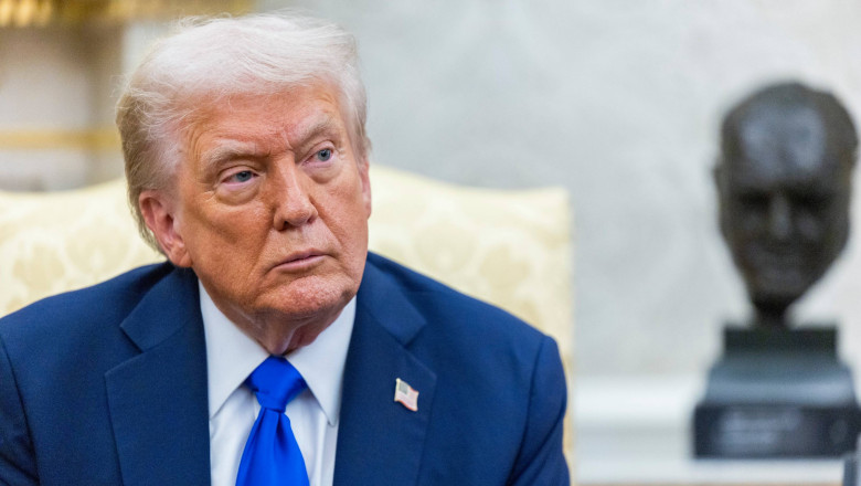 Negocierile cu Vladimir Putin sunt „mai dificile” decat cele pentru pacea din Gaza, sustine Donald Trump: „O nebunie” Imagine