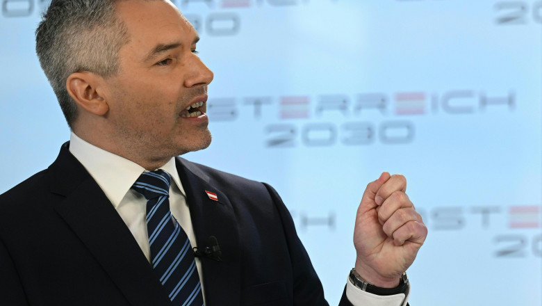 Nehammer vrea „zidul lui Trump” la granita UE: „Sa fie foarte inalt, foarte adanc in pamant si sa fie monitorizat consistent” Imagine