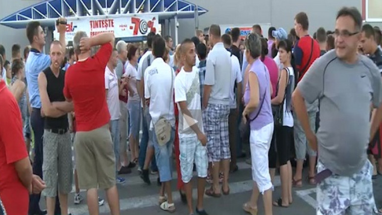 Neincredere printre someri, dupa inselaciunea cu 400 de victime Imagine