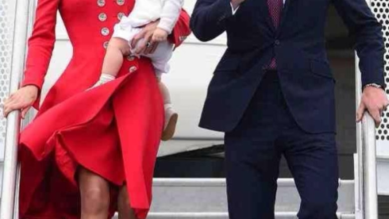 Nepotul regal George, la primul angajament public: a participat la o intalnire oficiala cu alti bebelusi Imagine