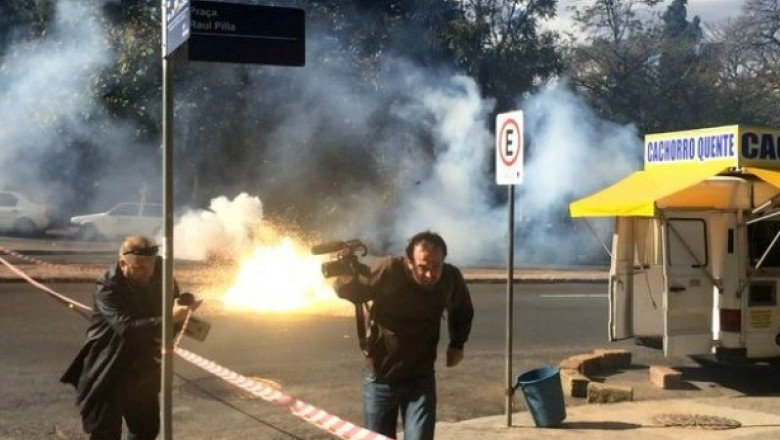 Nici o zi fara incidente in Brazilia. Trei jurnalisti si doi manifestanti au fost raniti Imagine