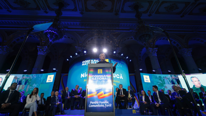Nicolae Ciuca a fost validat candidatul PNL la prezidentiale. A venit la Consiliul National direct de la inundatii Imagine