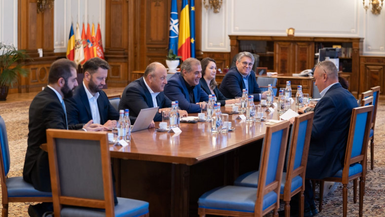 Nicolae Ciuca s-a intalnit cu reprezentantii IMM-urilor: Vor un cadru fiscal predictibil si echilibrat. PNL tine mult la asta Imagine