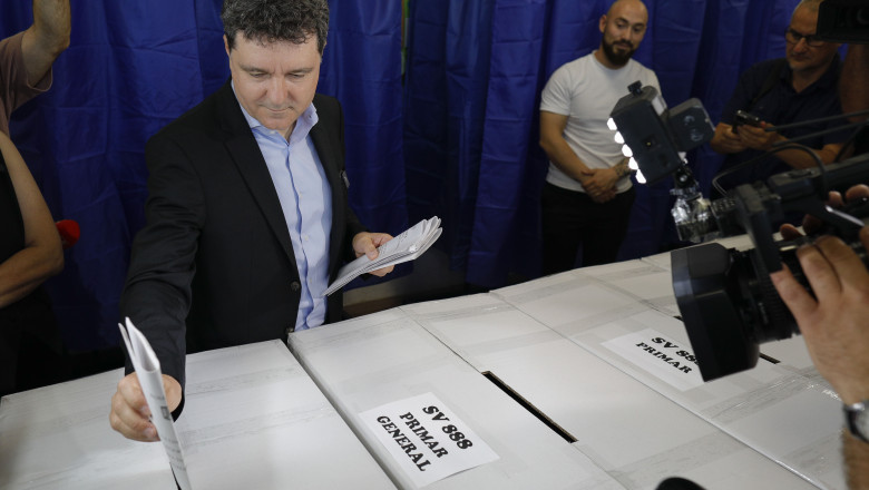 Nicusor Dan: Am votat pentru onestitate si realism in viata publica si am votat impotriva mafiei imobiliare Imagine