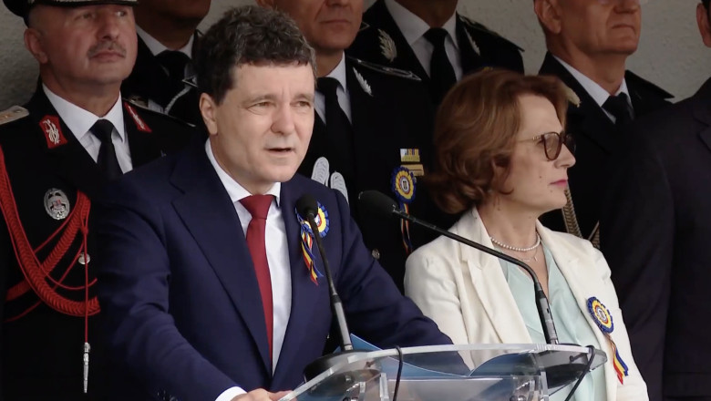 Nicusor Dan, catre absolventii de la Academia de Politie: Increderea romanilor in stat vine din increderea in interfata lui Imagine
