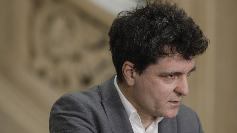 Nicusor Dan, despre tramvaiul Imperio deraiat: „Incidentul este ciudat si neasteptat. Trebuie sa vedem ce s-a intamplat” Imagine