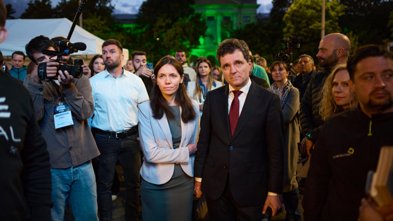 Nicusor Dan, despre viata familiei sale sub paza SPP: Trebuie sa te duci pana la supermarket sa cumperi malai si trebuie sa anunti Imagine