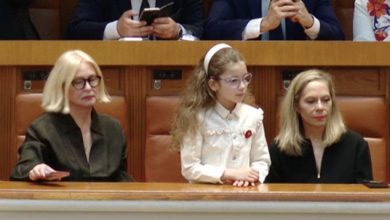 Nicusor Dan, despre ziua investirii sale ca presedinte: „Fetita a spus ca s-a plictisit la discurs” Imagine