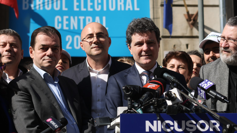 Nicusor Dan, insotit de un fost colonel SRI in campania electorala. „Este o activitate de voluntariat” Imagine