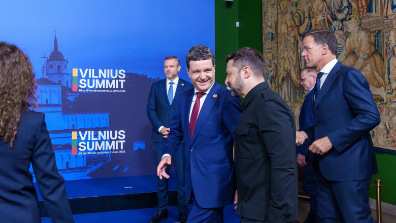 Nicusor Dan va avea o intalnire bilaterala cu Volodimir Zelenski la Vilnius. Liderul de la Kiev l-a invitat pe presedinte in Ucraina Imagine