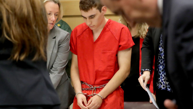 Nikolas Cruz, tanarul care a ucis 17 oameni la o scoala din Florida, a fost condamnat la inchisoare pe viata Imagine