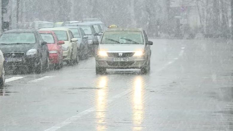 Ninsori viscolite si temperaturi scazute pana marti. De miercuri, vremea se incalzeste usor Imagine