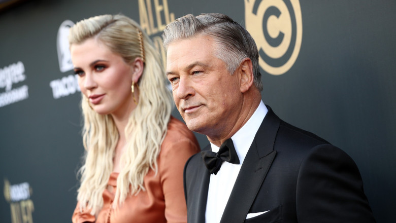 „Niste idioti narcisisti si dependenti de droguri”. Fiica lui Alec Baldwin si Kim Basinger, acuzatii grave la adresa parintilor Imagine