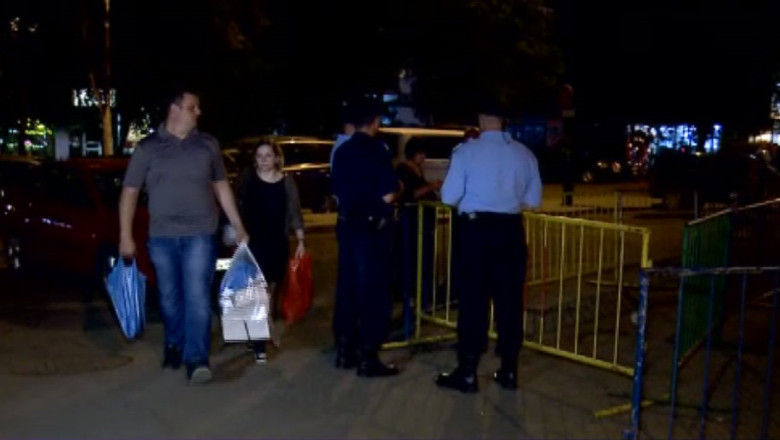 Noapte lunga pentru presedintii de sectii. Sacii cu buletinele de vot au fost dusi la Prefectura Imagine