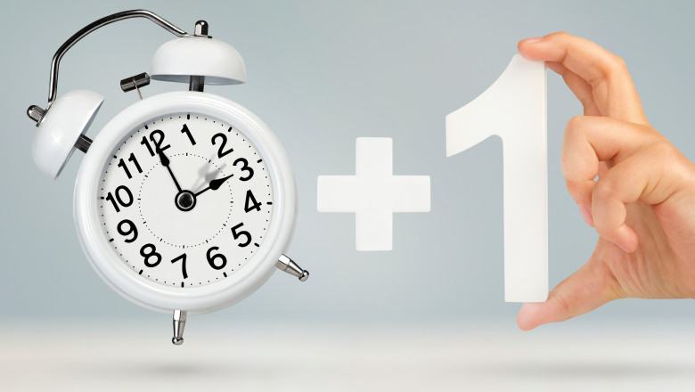 Noaptea din octombrie cand se da ceasul inapoi. Trecem la ora de iarna 2024. Ar putea fi ultimul an cand se mai schimba ora in Romania Imagine