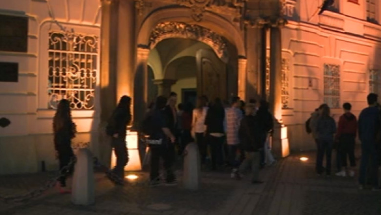 Noaptea Muzeelor 2014. Sute de institutii culturale si expozitii vor fi deschise in toata tara Imagine