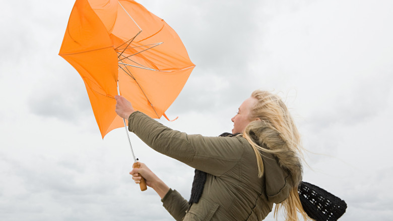 Noi alerte de vreme rea. Cod portocaliu de vant puternic in patru judete din tara. Zonele afectate Imagine