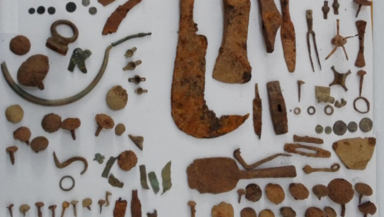 Noi artefacte descoperite la Callatis. Ministrul Andras Demeter anunta cand vor fi aduse la Bucuresti Imagine