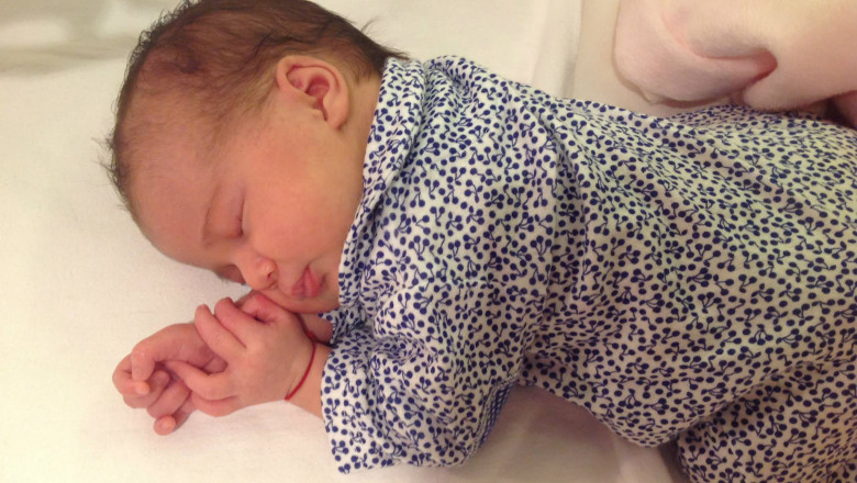 Noi fotografii cu nepoata presedintelui au fost postate pe Facebook Imagine