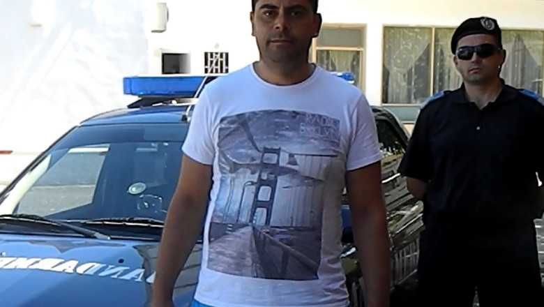 Noi metode de furt, pe plaja. Sezonul de vara a inceput si pentru hotii de pe litoral Imagine