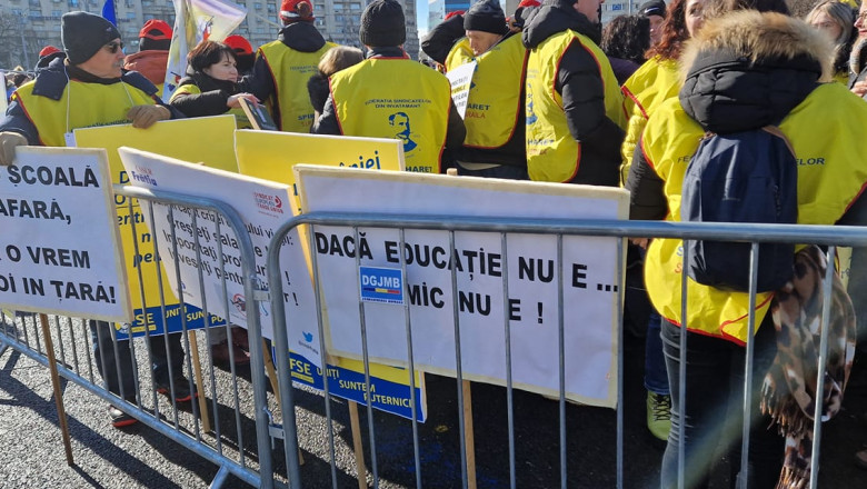 Noi negocieri inaintea grevei generale din invatamant. Sindicalistii din Educatie discuta cu Ligia Deca, dar nu despre salarii Imagine