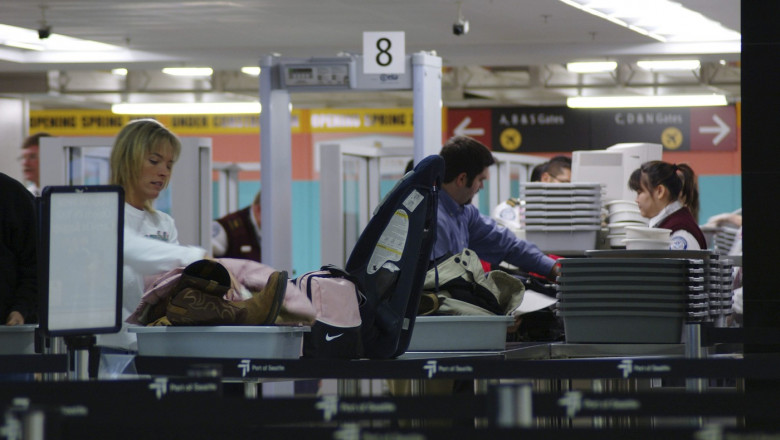 Noi reguli pentru transportul lichidelor in bagajele de mana in toate aeroporturile UE. Ce trebuie sa stii Imagine