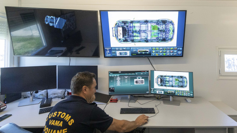 Noi sisteme electronice de declarare a marfurilor la vama, de la 1 august Imagine