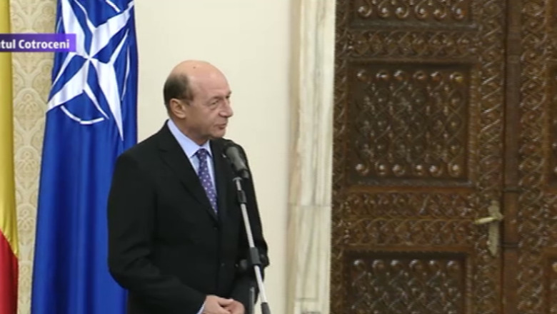 Noii ministri Bogdan Aurescu si Csilla Hegedus au depus juramantul. Traian Basescu: „Felicitari in mod deosebit pentru nominalizarea de la Externe” Imagine