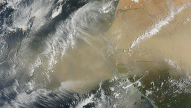 Norul de praf saharian ajunge deasupra Romaniei Imagine
