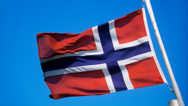 Norvegia isi inchide granita pentru vehiculele inmatriculate in Rusia. Masura intra in vigoare incepand cu 2 octombrie Imagine
