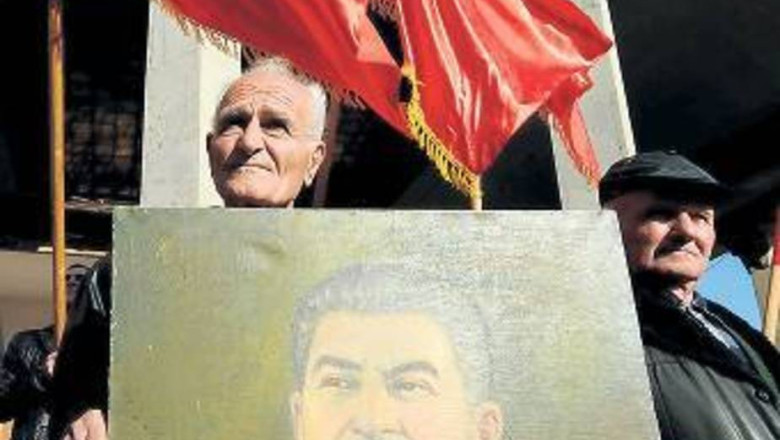 Nostalgicii comunismului din Georgia au sarbatorit 134 de ani de la nasterea lui Stalin Imagine