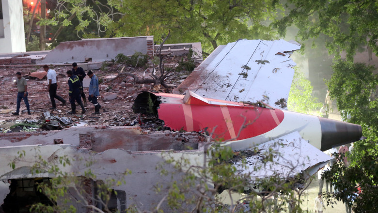 Nou bilant al tragediei aviatice din India. Numarul mortilor a crescut, iar datele nu sunt finale Imagine