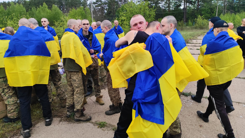 Nou schimb de prizonieri intre Rusia si Ucraina. 205 de soldati ai Kievului s-au intors acasa Imagine