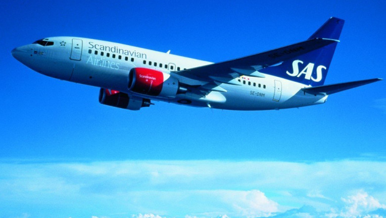 Noutati in calatoria cu avionul. Pasagerii vor putea vorbi la telefon si naviga pe internet Imagine