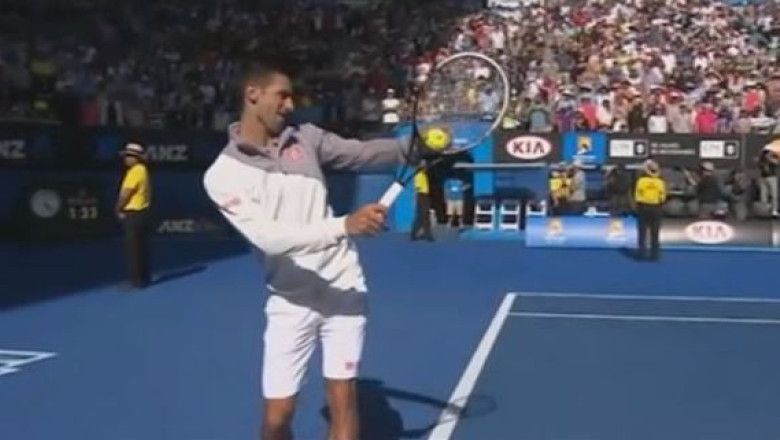 Novak Djokovic l-a imitat la Australian Open pe antrenorul sau, Boris Becker Imagine