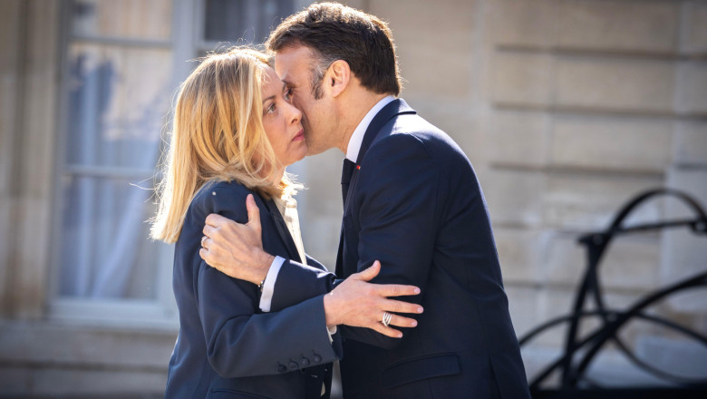 Nu am probleme personale cu Macron, spune Meloni, inaintea unei vizite a liderului francez la Roma, pe fondul unor relatii tensionate Imagine