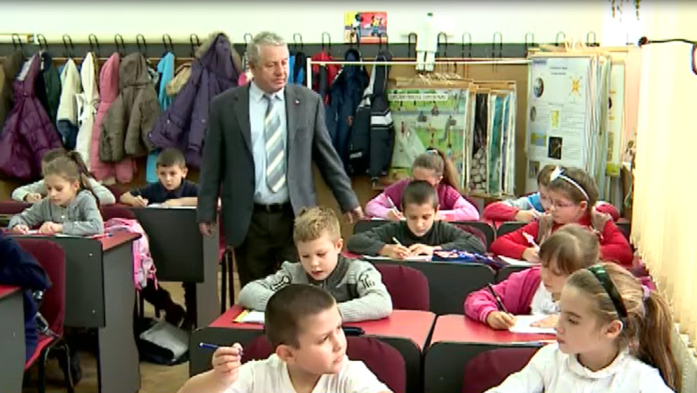 Nu s-au gasit bani pentru ca elevii sa primeasca fructele la timp prin programul „Mere in scoli” Imagine