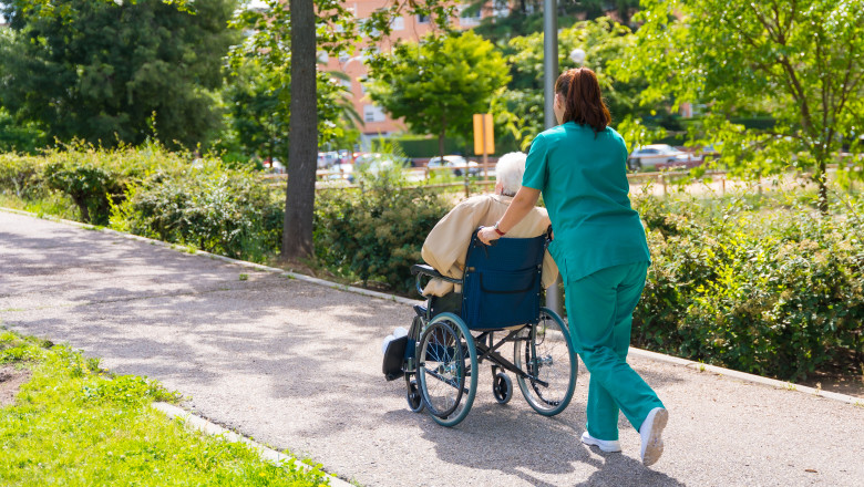 Numarul afacerilor cu azile de batrani este in crestere in Romania Imagine