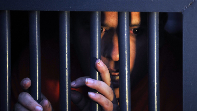 Numarul detinutilor cu HIV a crescut de aproape patru ori in ultimii cinci ani Imagine