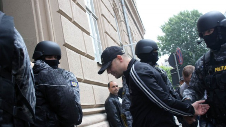 Numele unor fotbalisti de top apar in interceptarile telefonice ale unui cunoscut interlop timisorean Imagine