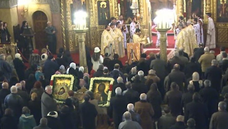 Numerosi timisoreni la slujba de Craciun de la Catedrala Mitropolitana din Timisoara Imagine