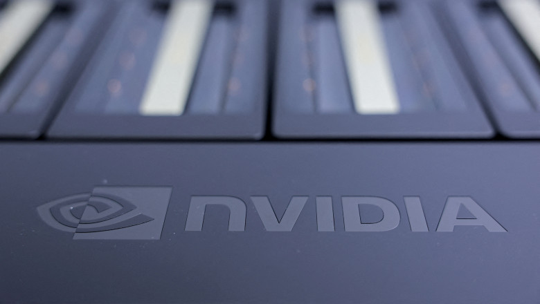 Nvidia a devenit prima companie din lume care a depasit capitalizarea bursiera de 5.000 de miliarde de dolari Imagine