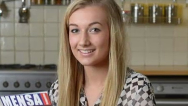 O adolescenta cu IQ mai mare decat Einstein, invitata de onoare a Balului Debutantelor Imagine