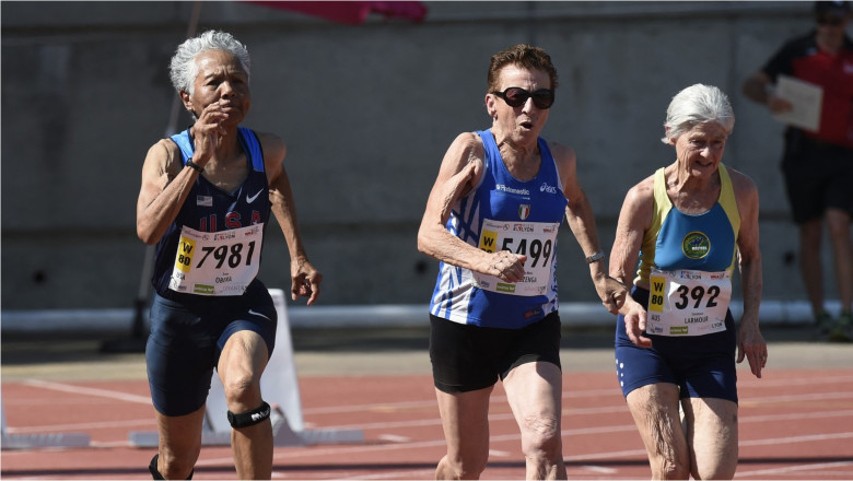 O alergatoare de 92 de ani are muschii unei tinere de 20 de ani si continua sa doboare recorduri. Care este secretul succesului ei Imagine