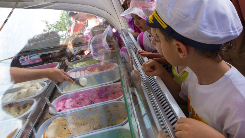 O anumita gena le face pe femei sa aprecieze inghetata si dulciurile mai mult decat barbatii Imagine