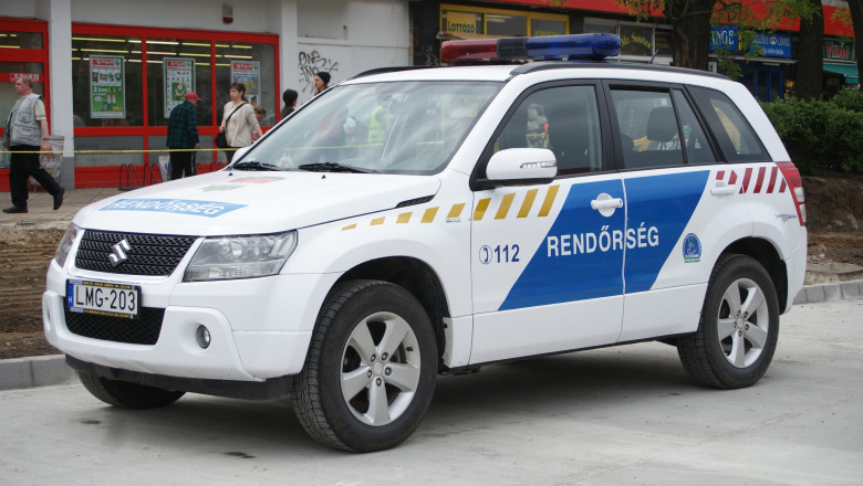 O bomba a explodat in Budapesta. Sediul unei banci a fost devastat Imagine