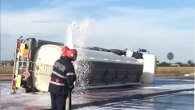 O cisterna s-a rasturnat pe A3 Imagine