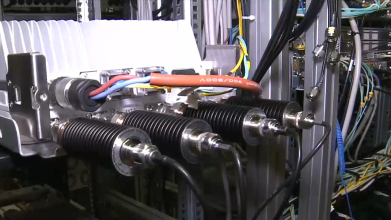 O companie din Romania economiseste 120.000 de euro incalzindu-se cu aerul de la servere Imagine